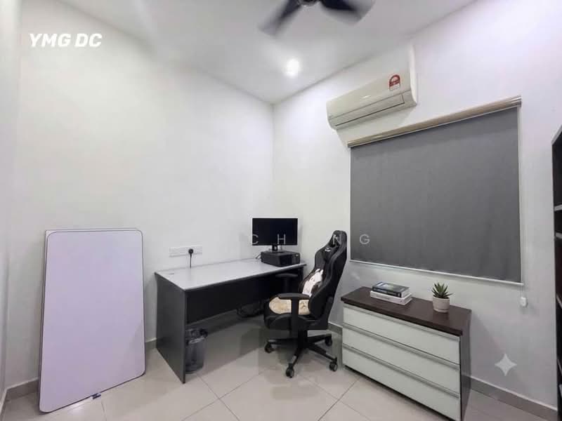 Semi-Detached House for Sale in Taman Sri Andalas (Klang) - KH Chong - Study - PropertyGuru.com.my
