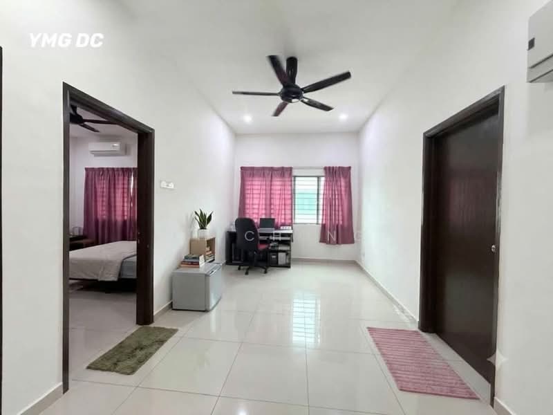 Semi-Detached House for Sale in Taman Sri Andalas (Klang) - KH Chong - Bedroom - PropertyGuru.com.my