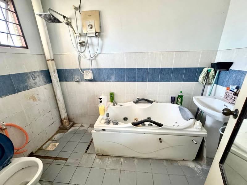 2-storey Terraced House for Sale in Bandar Seri Putra (Bangi) - Fazri . - PropertyGuru.com.my