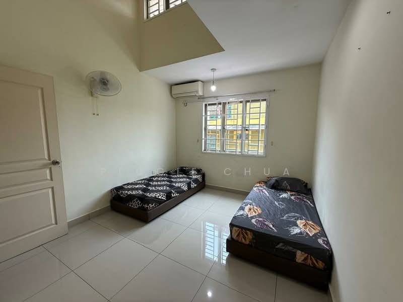 Rumah Teres 2 Tingkat untuk Disewa di Taman Damansara Aliff (Tampoi) - Peggie Chua - Bedroom - PropertyGuru.com.my