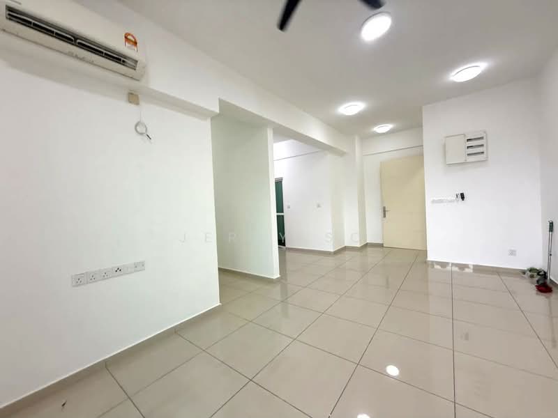 Kondominium untuk Dijual di Solaria Residences - Jerry So - Living Room - PropertyGuru.com.my