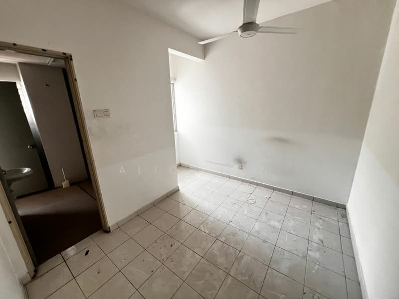 Rumah Teres 2 Tingkat untuk Dijual di Rawang (Selangor) - Alice Low - Interior - PropertyGuru.com.my