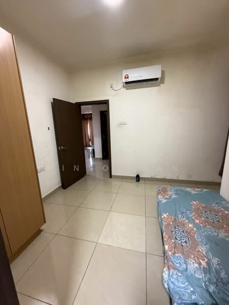 Service Residence for Sale at D'Secret Garden (Pangsapuri Kempas Indah) - Winson Tan - Bedroom - PropertyGuru.com.my