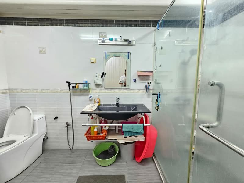 Rumah Banglo untuk Disewa di Country Heights (Kajang) - Janice Lau - Bathroom - PropertyGuru.com.my