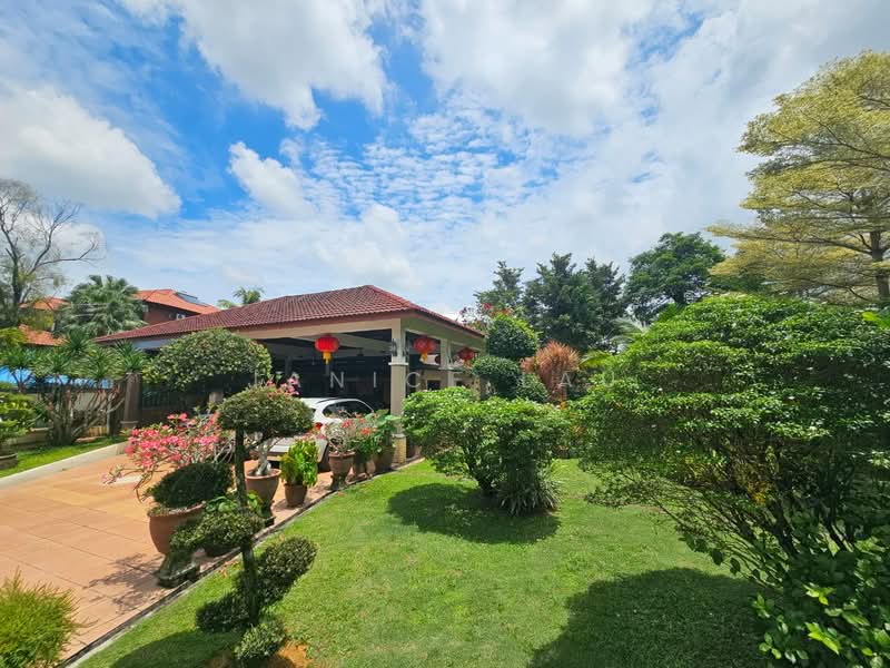 Rumah Banglo untuk Disewa di Country Heights (Kajang) - Janice Lau - Exterior - PropertyGuru.com.my