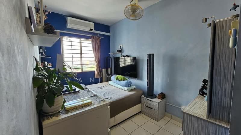 Service Residence for Sale at Alam Idaman - Wan Nurani - PropertyGuru.com.my