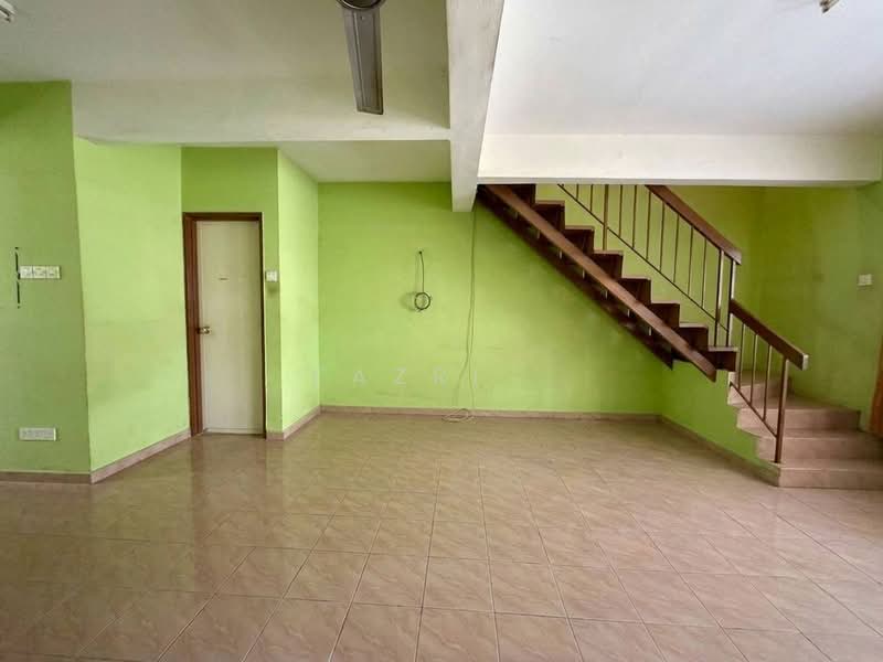 Rumah Teres 2 Tingkat untuk Dijual di Taman Tasik Semenyih (Semenyih) - Fazri . - PropertyGuru.com.my