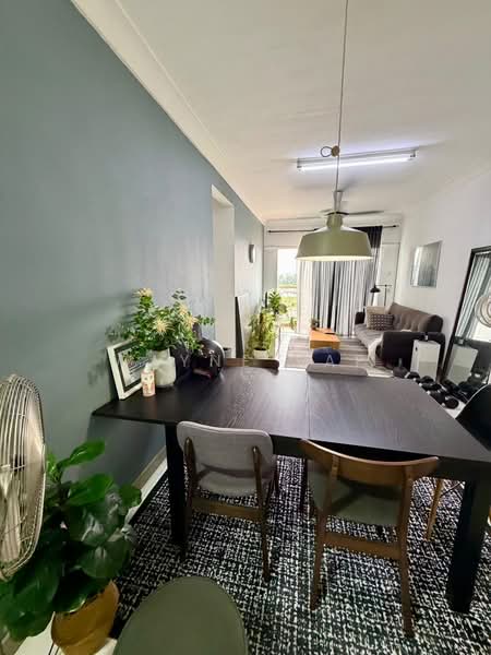 Pangsapuri untuk Dijual di Cahaya Permai - Wayne Yap - Living Room - PropertyGuru.com.my