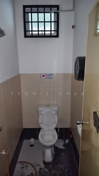 Shop for Rent in Taman Ungku Tun Aminah (Skudai) - Peggie Chua - Bathroom - PropertyGuru.com.my