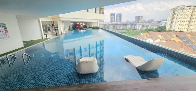 Pangsapuri untuk Disewa di Residensi Desamas - Clarence Chin Y W - Pool - PropertyGuru.com.my