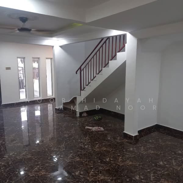 Rumah Teres 2-Tingkat untuk Dijual di Taman Bukit Rawang Jaya (Rawang) - Noor Hidayah Mohamad Noor - Interior - PropertyGuru.com.my
