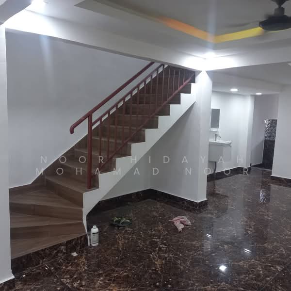 Rumah Teres 2-Tingkat untuk Dijual di Taman Bukit Rawang Jaya (Rawang) - Noor Hidayah Mohamad Noor - Interior - PropertyGuru.com.my