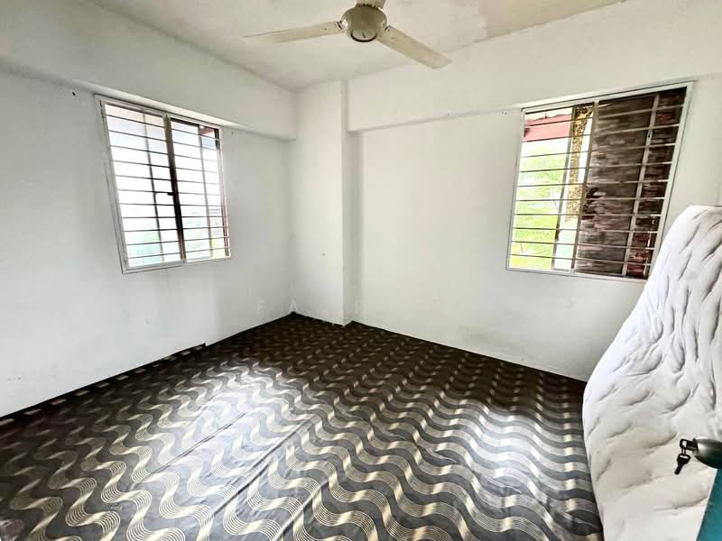 Pangsapuri untuk Dijual di Ixora Apartments - Fazri . - PropertyGuru.com.my
