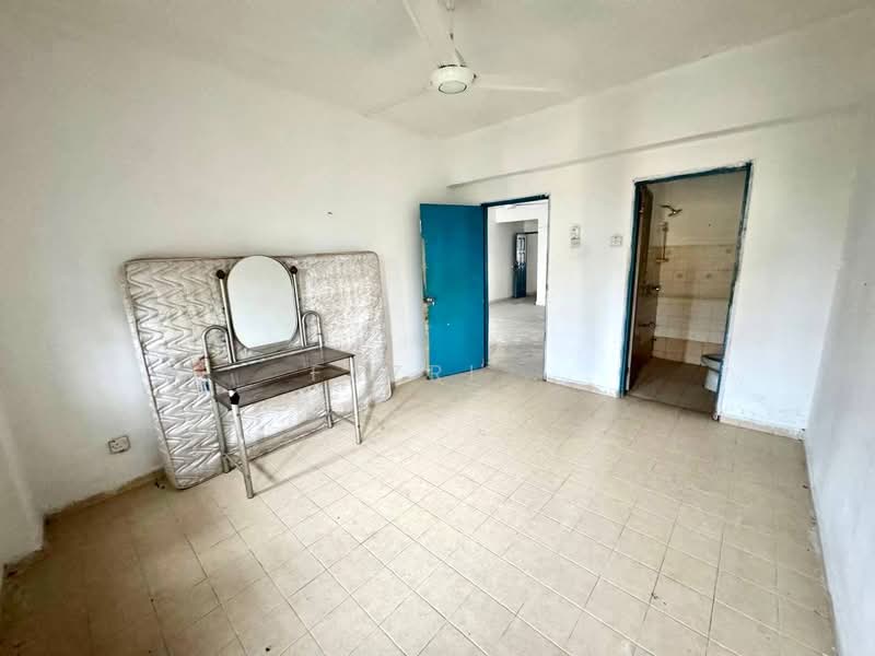 Pangsapuri untuk Dijual di Ixora Apartments - Fazri . - PropertyGuru.com.my