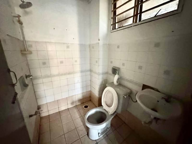 Pangsapuri untuk Dijual di Ixora Apartments - Fazri . - PropertyGuru.com.my