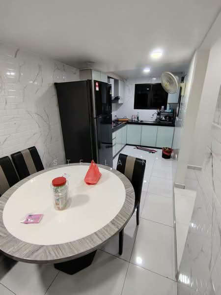 1-storey Terraced House for Sale in Taman Universiti (Skudai) - Stella Ng - Kitchen - PropertyGuru.com.my