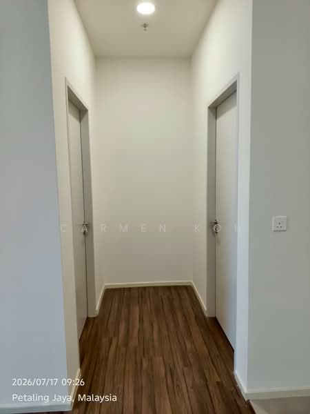 Servis Apartment untuk Disewa di The Mate @ Damansara Jaya - Carmen Koh - Corridor - PropertyGuru.com.my