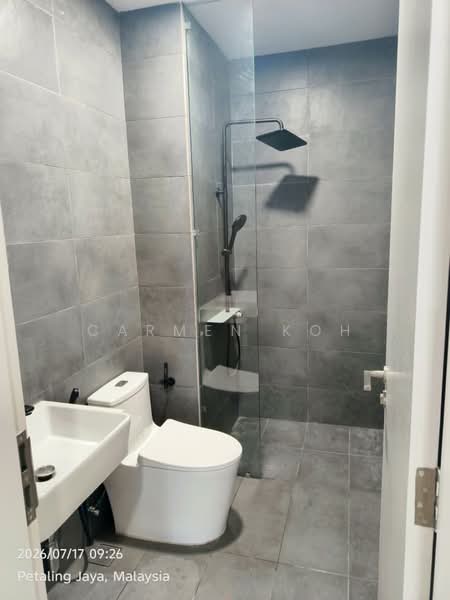 Servis Apartment untuk Disewa di The Mate @ Damansara Jaya - Carmen Koh - Bathroom - PropertyGuru.com.my