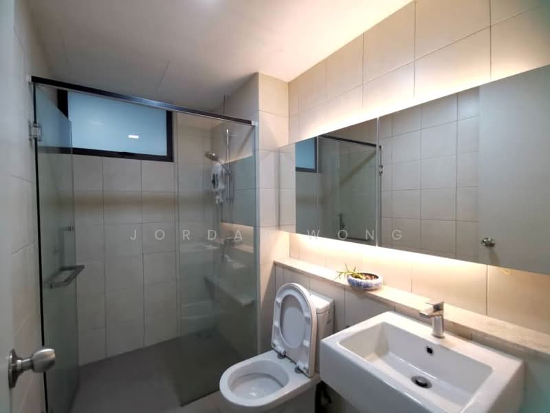 Condominium for Rent at The WaterEdge (Pinggiran Air) - Jordan Wong - Bathroom - PropertyGuru.com.my
