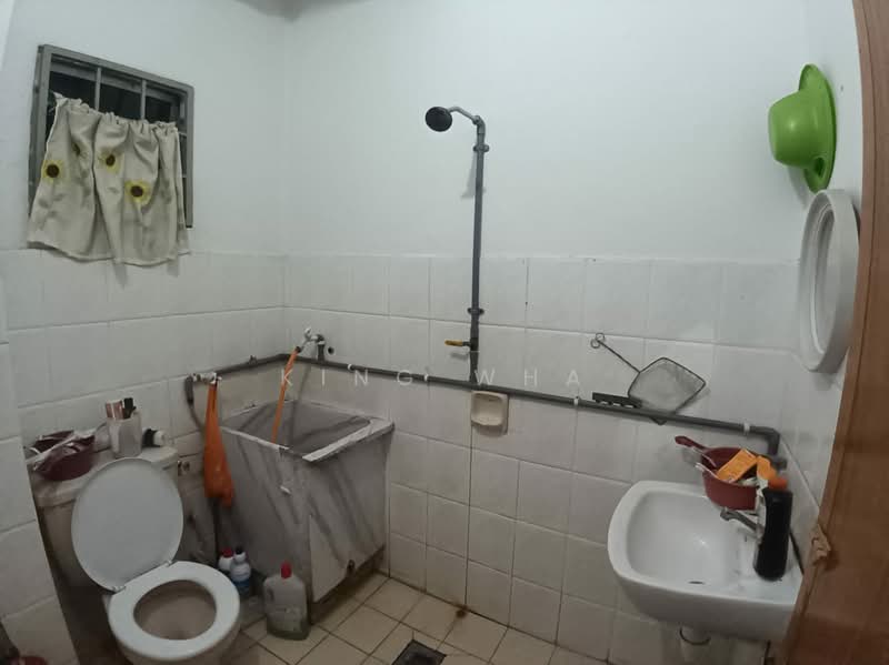 Rumah Teres 2 Tingkat untuk Dijual di Setapak (Kuala Lumpur) - King Wha - Bathroom - PropertyGuru.com.my