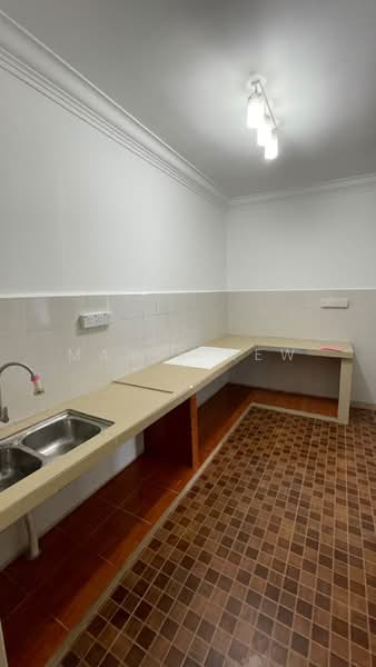 Apartment for Rent at Impian Senibong Apartment - Mavis Hew - Kitchen - PropertyGuru.com.my