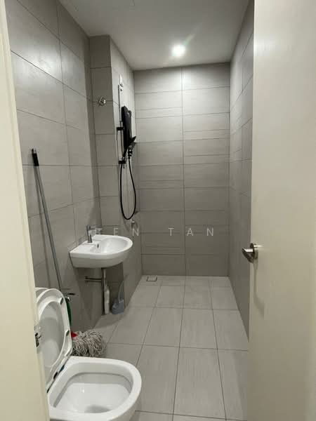 Rumah Teres untuk Dijual di Kota Emerald (Rawang) - Ben Tan - Bathroom - PropertyGuru.com.my