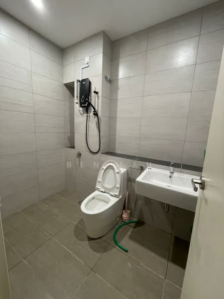 Rumah Teres untuk Dijual di Kota Emerald (Rawang) - Ben Tan - Bathroom - PropertyGuru.com.my