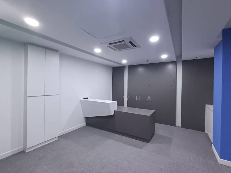 Kedai / Pejabat untuk Dijual di Taman Melawati (Ulu Kelang) - King Wha - Interior - PropertyGuru.com.my
