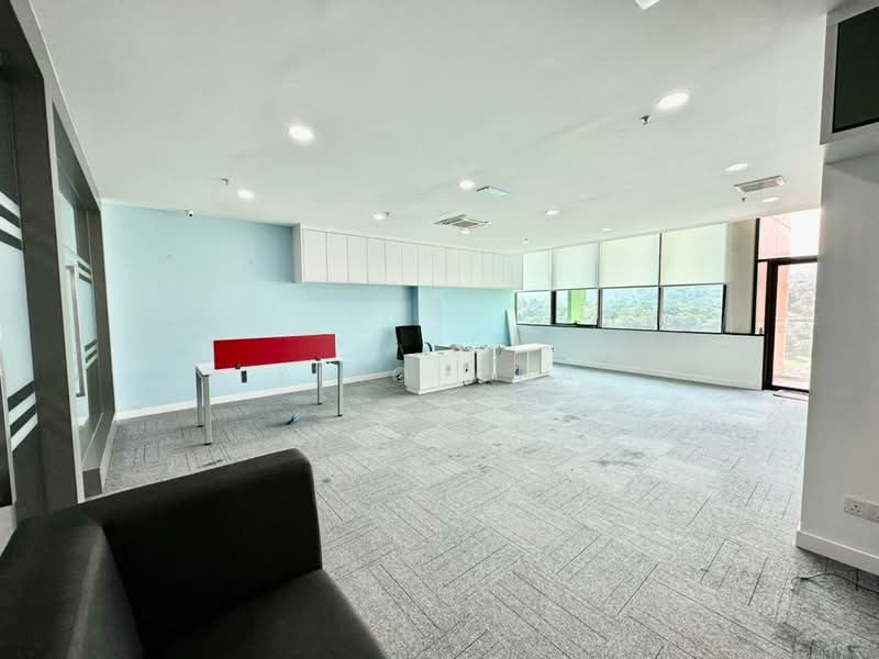 Kedai / Pejabat untuk Dijual di Taman Melawati (Ulu Kelang) - King Wha - Interior - PropertyGuru.com.my