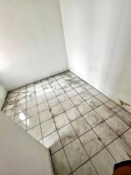 Apartment for Sale at Pangsapuri Baiduri - Fazri . - PropertyGuru.com.my