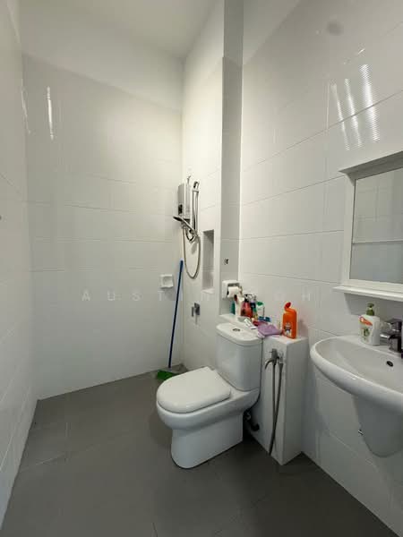 Rumah Teres 2 Tingkat untuk Dijual di Eco Summer (Johor Bahru) - Austin Moh - Bathroom - PropertyGuru.com.my