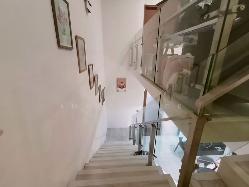 2-storey Terraced House for Sale in Denai Alam (Shah Alam) - Amanda Lock - Corridor - PropertyGuru.com.my