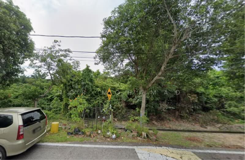 1-storey Terraced House for Sale in Bandar Muar (Muar) - Nor Mohamad - Exterior - PropertyGuru.com.my