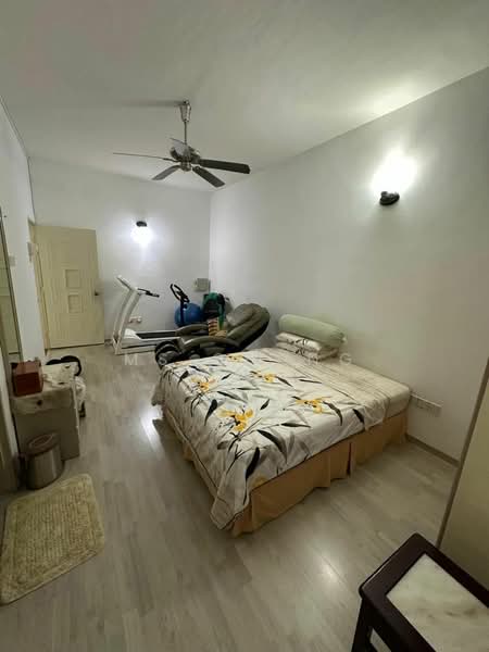 Rumah Berkembar untuk Dijual di Island Park (Jelutong) - Ms Chang - PropertyGuru.com.my
