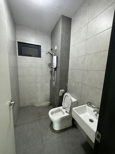 Servis Apartment untuk Disewa di GM Residence Remia - John Tee - Bathroom - PropertyGuru.com.my