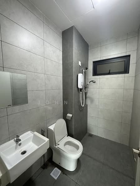 Servis Apartment untuk Disewa di GM Residence Remia - John Tee - Bathroom - PropertyGuru.com.my