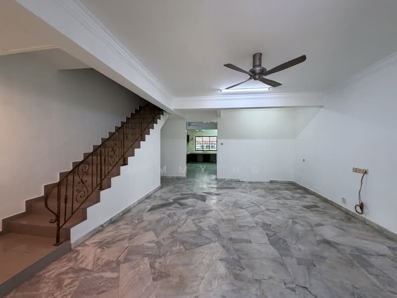Rumah Teres 2 Tingkat untuk Dijual di Bandar Mahkota Cheras (Cheras) - Jimmy Ng - Living Room - PropertyGuru.com.my
