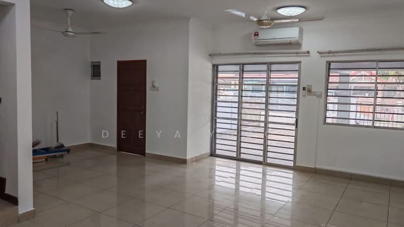 Terraced House for Rent in Bandar Putra Permai (Seri Kembangan) - Deeya Yusof - PropertyGuru.com.my