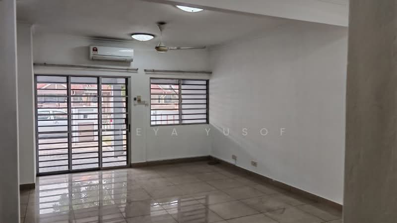Terraced House for Rent in Bandar Putra Permai (Seri Kembangan) - Deeya Yusof - PropertyGuru.com.my