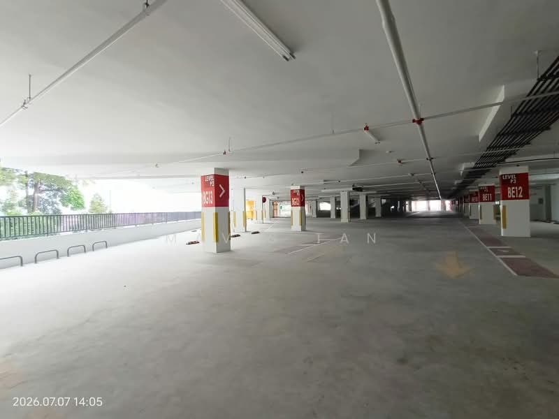 Kedai / Pejabat untuk Disewa di Puchong (Selangor) - Mavis Tan - Car Park - PropertyGuru.com.my