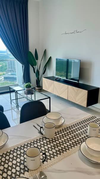 Service Residence for Sale at The M @ Medini Macrolink - Eric Foo - Living Room - PropertyGuru.com.my