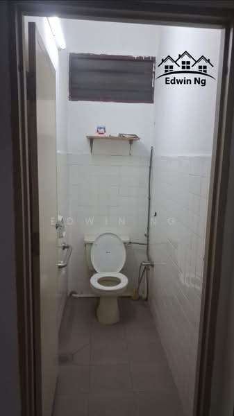 Semi-Detached House for Sale in Taman Tegoh (Pulau Tikus) - Edwin Ng - Bathroom - PropertyGuru.com.my
