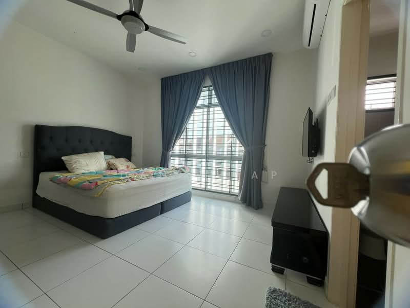 Rumah Teres 2 Tingkat untuk Dijual di Taman Mutiara Rini (Skudai) - Danny Yap - Bedroom - PropertyGuru.com.my