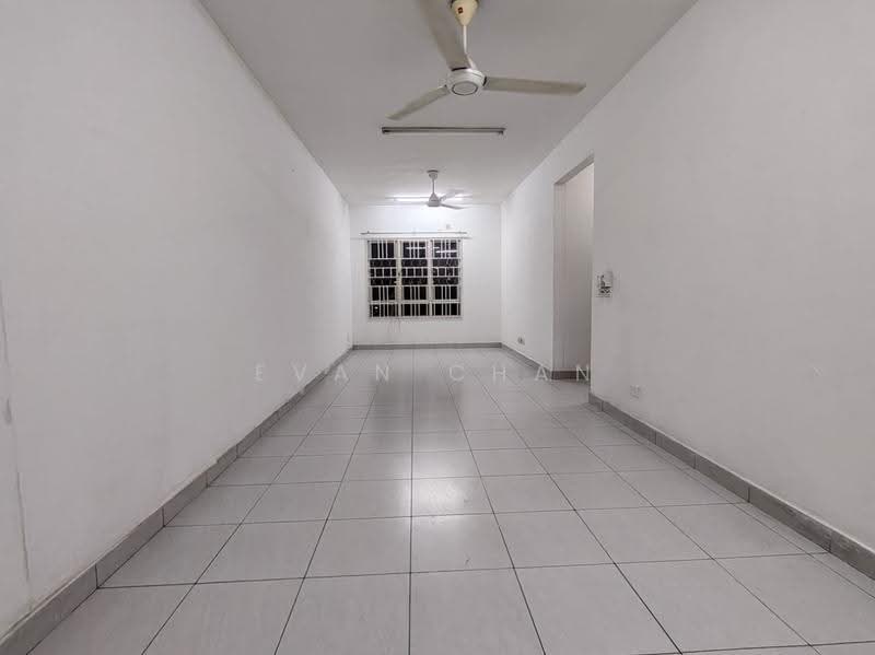 Apartment for Sale at Seri Intan Apartment - Evan Chan - Living Room - PropertyGuru.com.my