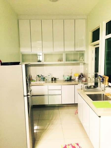 Kondominium untuk Disewa di Reflections Condominium - Jerry Tan - Kitchen - PropertyGuru.com.my