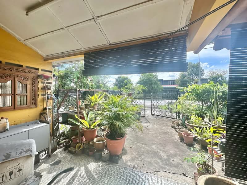 Rumah Teres 1 Tingkat untuk Dijual di Petaling Jaya (Selangor) - Thoriq Suparman - Exterior - PropertyGuru.com.my