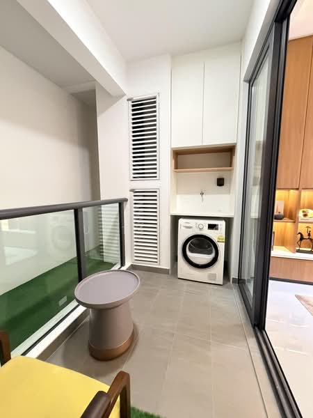 Apartment for Sale at R&F Princess Cove Phase 3-New Casa Suites - Austin Moh - Balcony - PropertyGuru.com.my