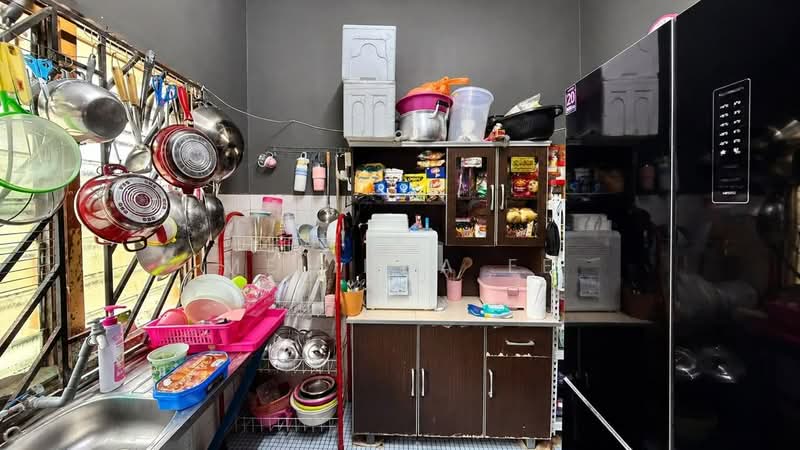 Rumah Teres 1 Tingkat untuk Dijual di Taman Desa Harmoni (Masai) - Melinda Ee - Kitchen - PropertyGuru.com.my