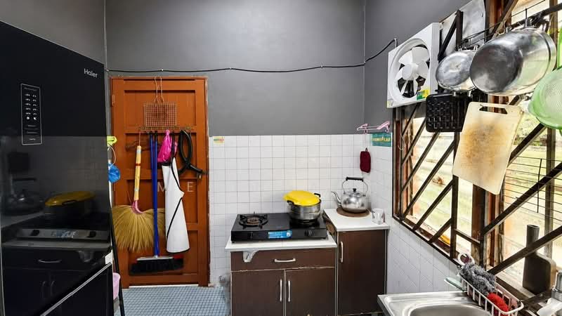 Rumah Teres 1 Tingkat untuk Dijual di Taman Desa Harmoni (Masai) - Melinda Ee - Kitchen - PropertyGuru.com.my