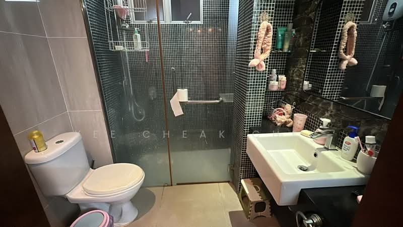 Servis Apartment untuk Disewa di E-Tiara - Yee Cheak Chen - Bathroom - PropertyGuru.com.my